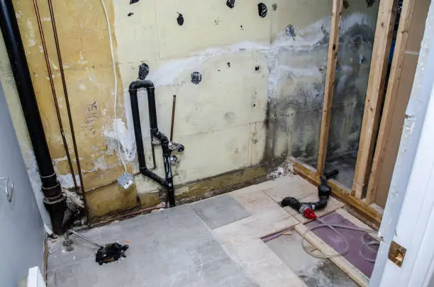 Common hidden issues during bathroom remodeling such as mold and plumbing problems