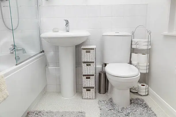 functional small bathroom design ideas