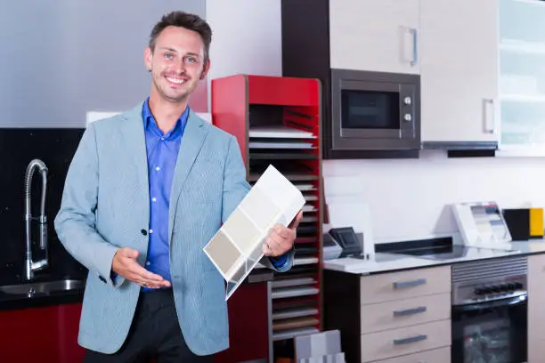 Red flags in hiring verified remodeling company by KBR in Bethesda showrooms.